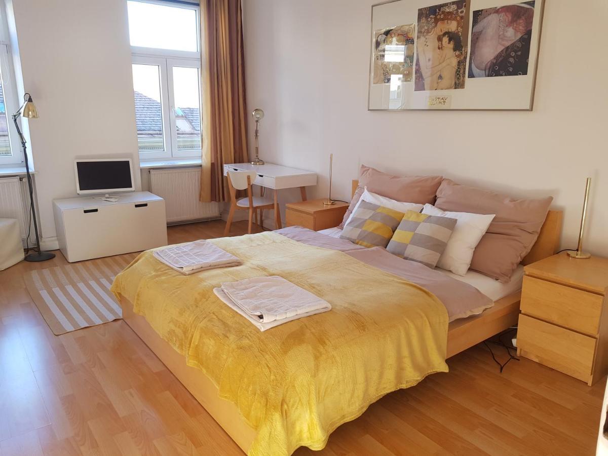 Schubert Park Apartment near Volksopera Vienna Esterno foto